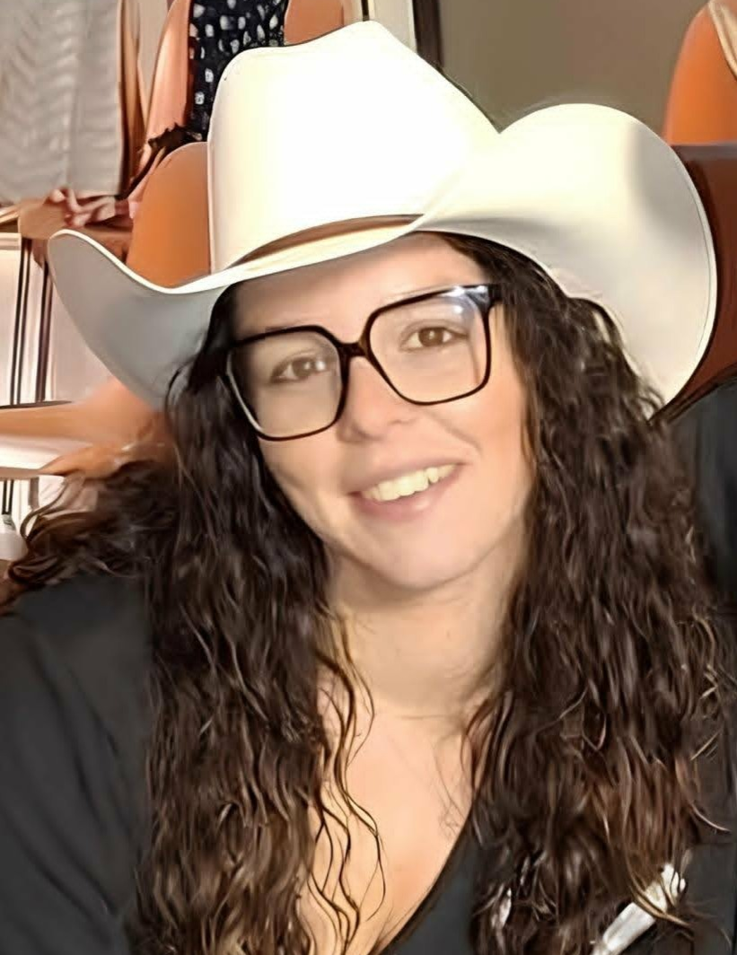 Elena - Maestra - Country Storm